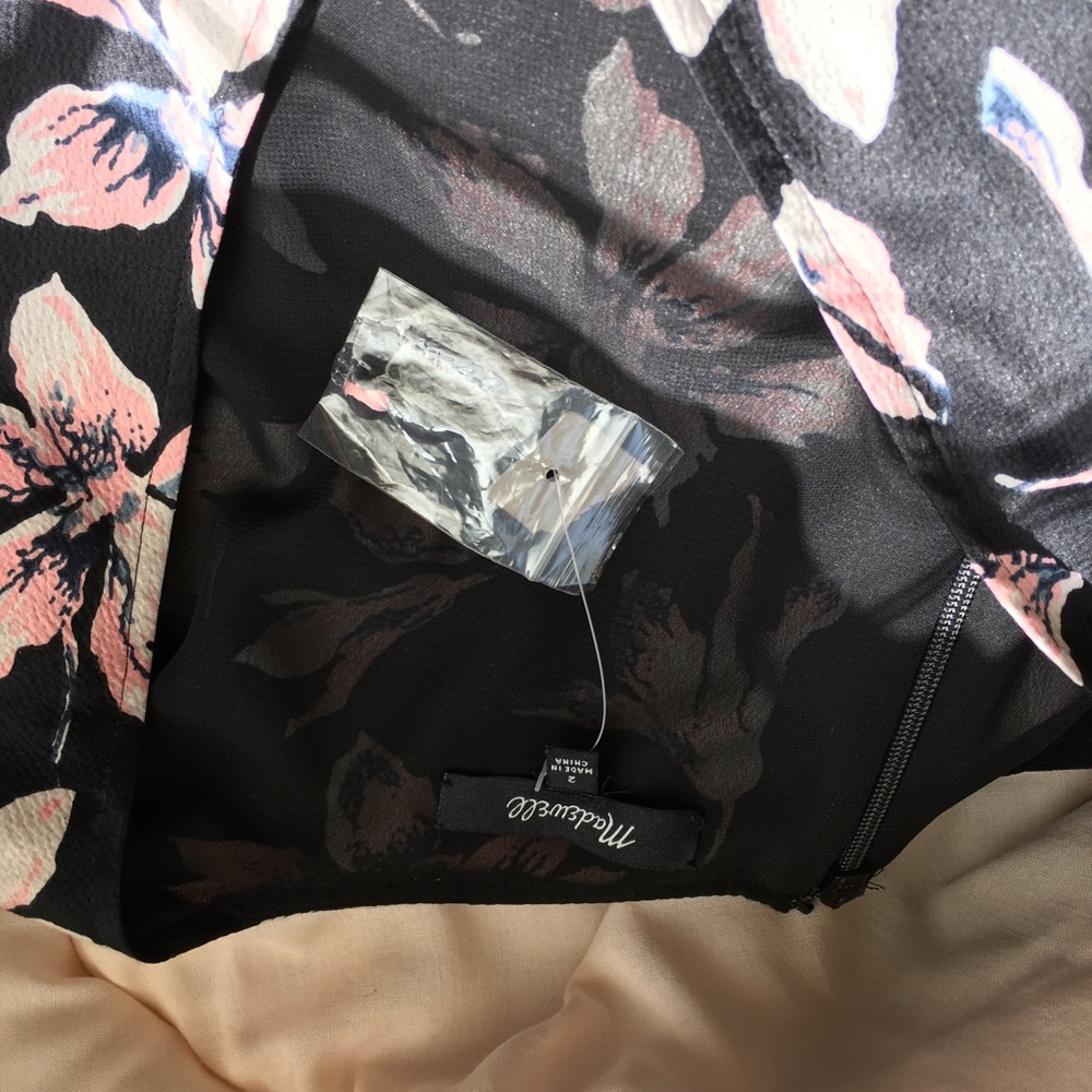 NEW Madewell Moonblossom Ruffle-Sleeve Dress - Picture 6 of 8